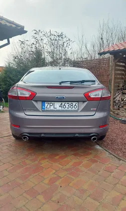 ford mondeo Ford Mondeo cena 25900 przebieg: 204000, rok produkcji 2010 z Szczecin